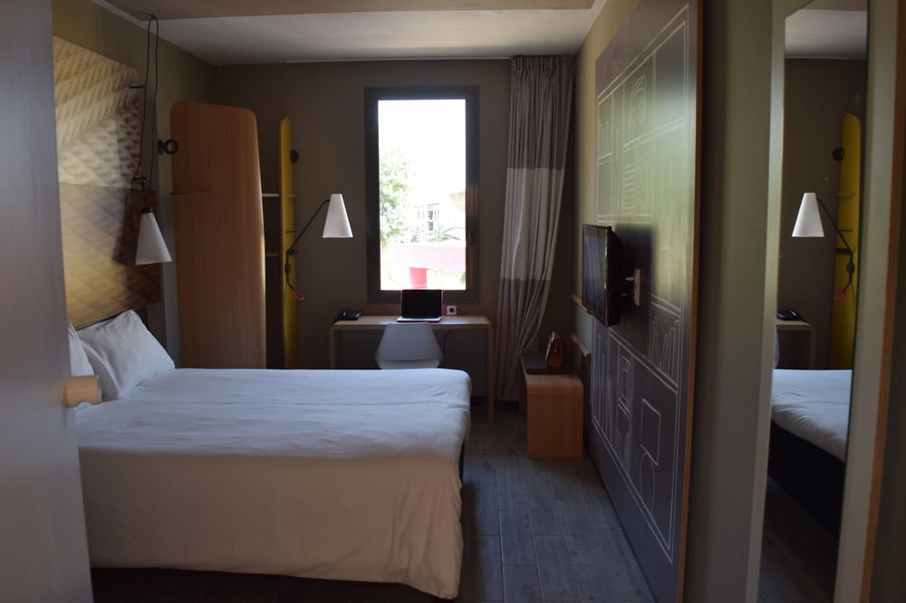 Ibis N'Djamena La Tchadienne Bagian luar foto